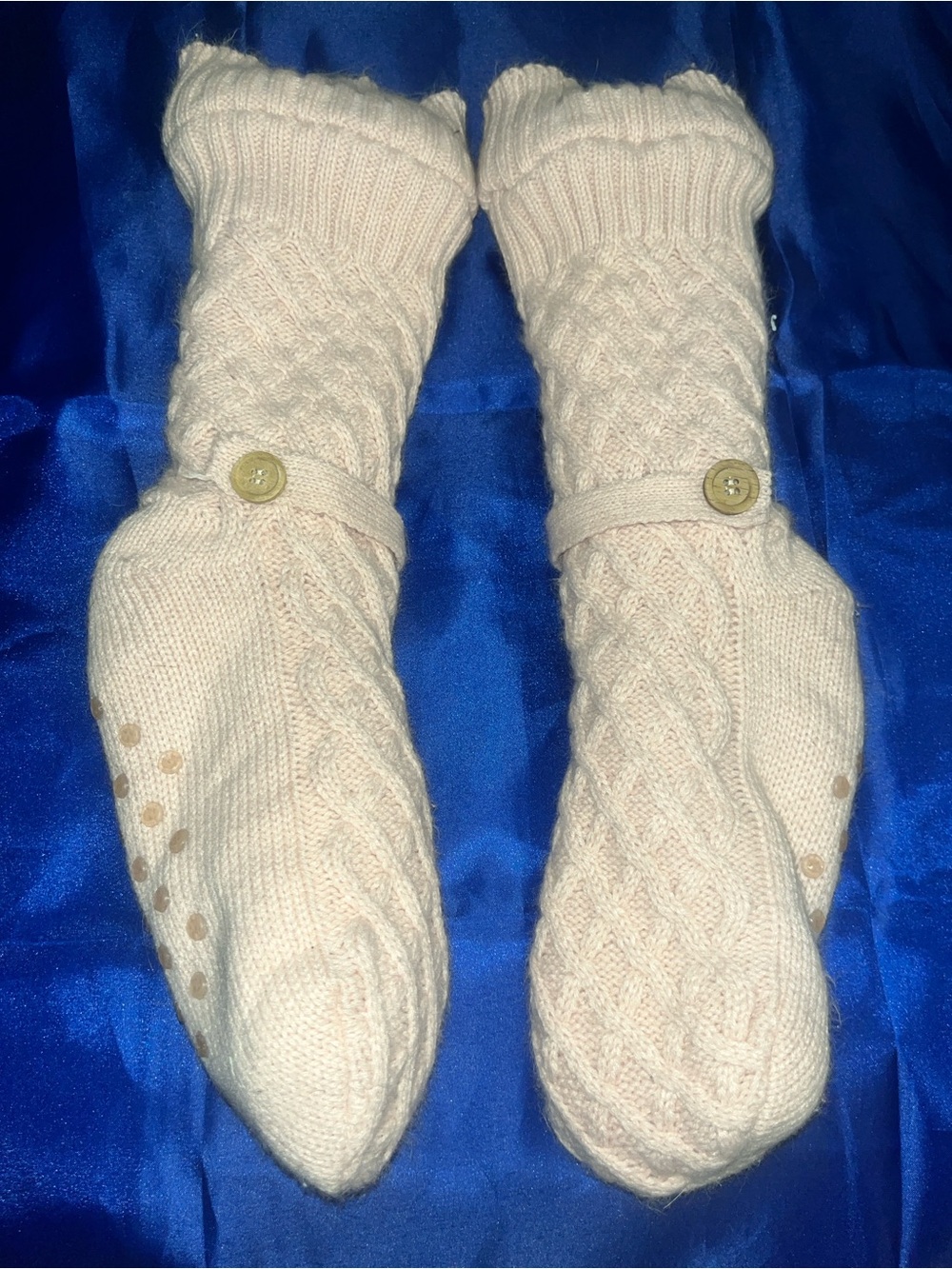 Muk Luks Cream Cable-Knit Slipper Socks with Button Strap